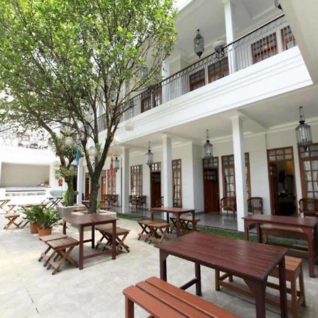 De' Halimun Guest House Бандунг Екстер'єр фото