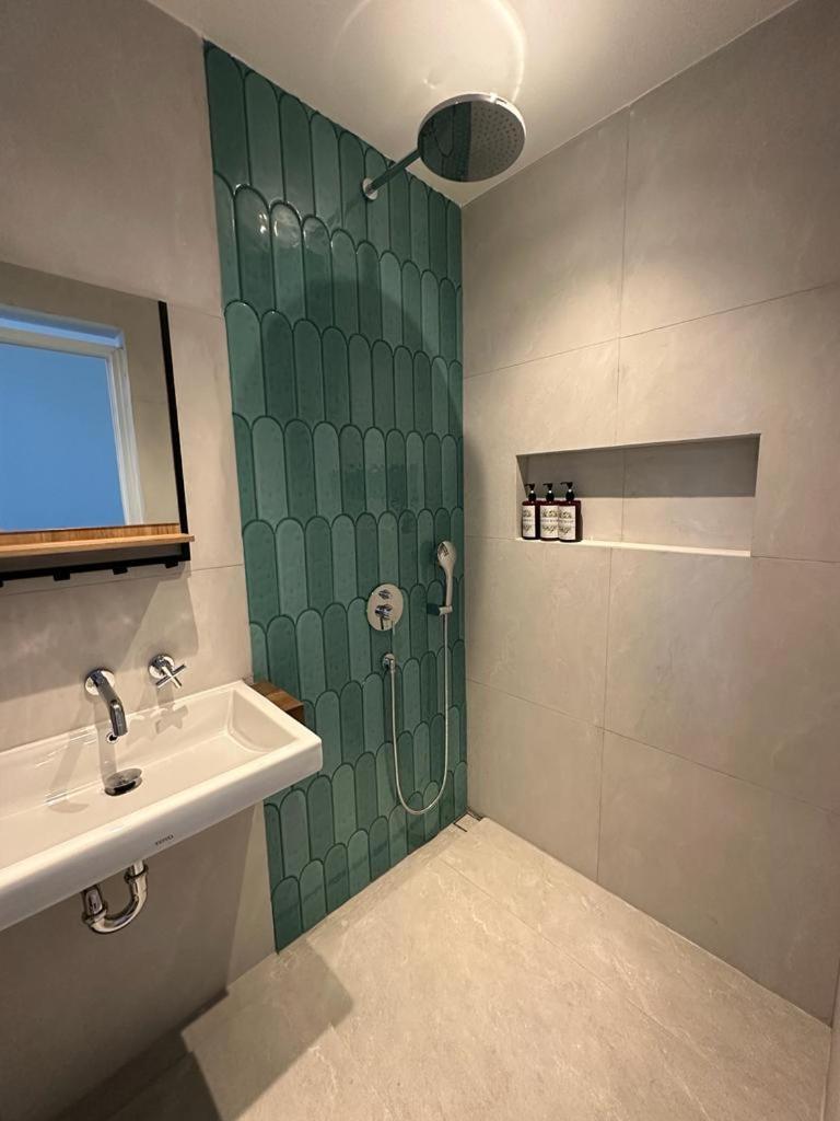 De' Halimun Guest House Бандунг Екстер'єр фото