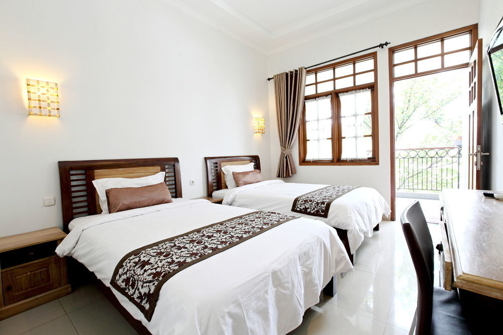 De' Halimun Guest House Бандунг Екстер'єр фото