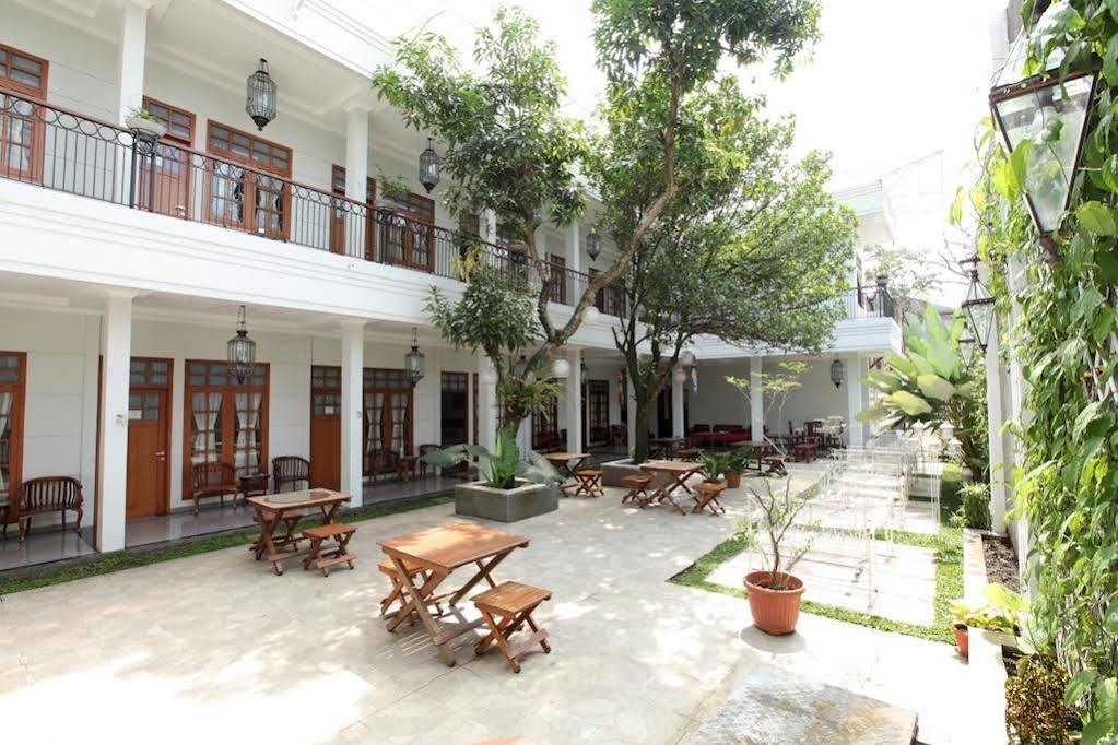 De' Halimun Guest House Бандунг Екстер'єр фото