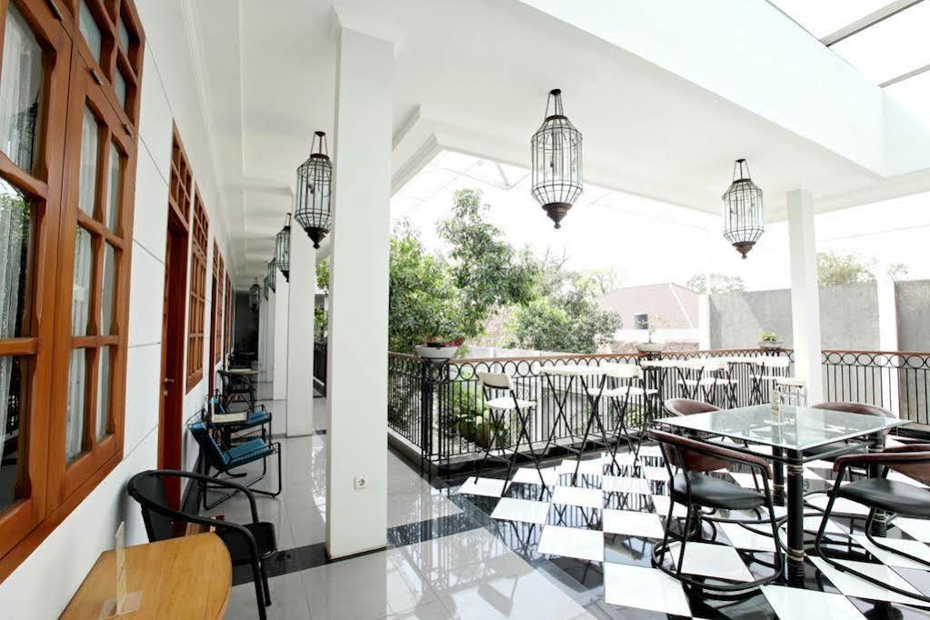 De' Halimun Guest House Бандунг Екстер'єр фото
